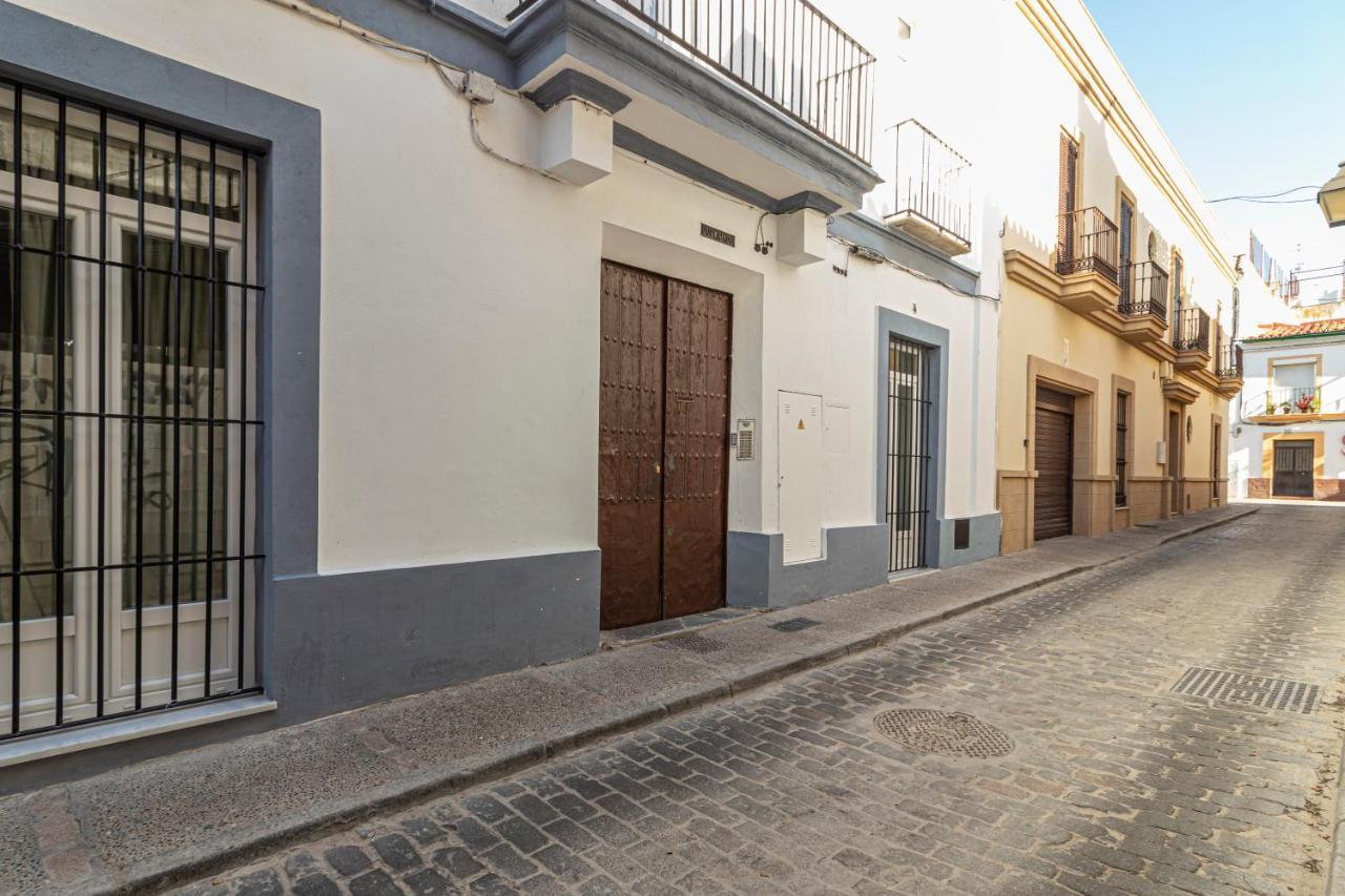 Top & Chic Albarizuela Suites - Apartamentos Jerez เฮเรซ เด ลาฟรอนเตรา ภายนอก รูปภาพ
