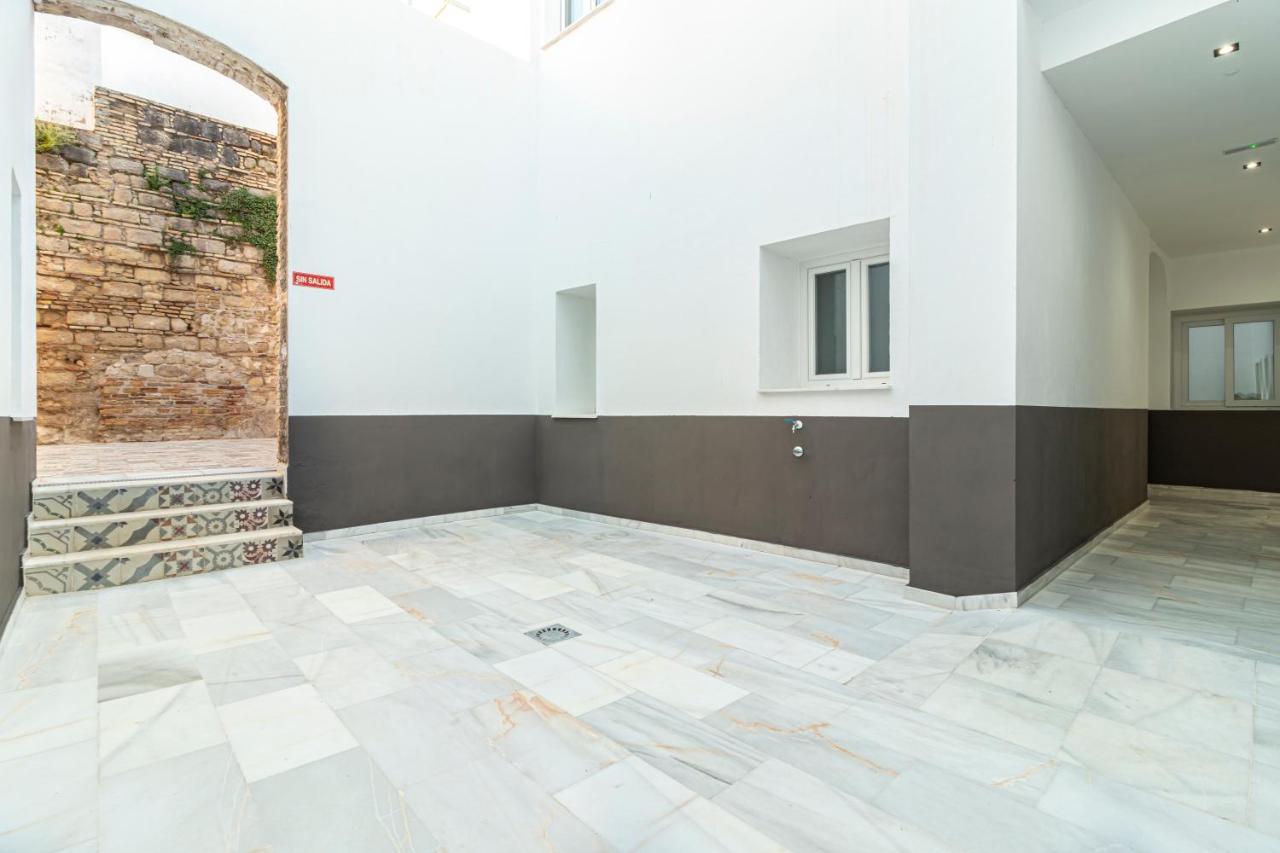Top & Chic Albarizuela Suites - Apartamentos Jerez เฮเรซ เด ลาฟรอนเตรา ภายนอก รูปภาพ