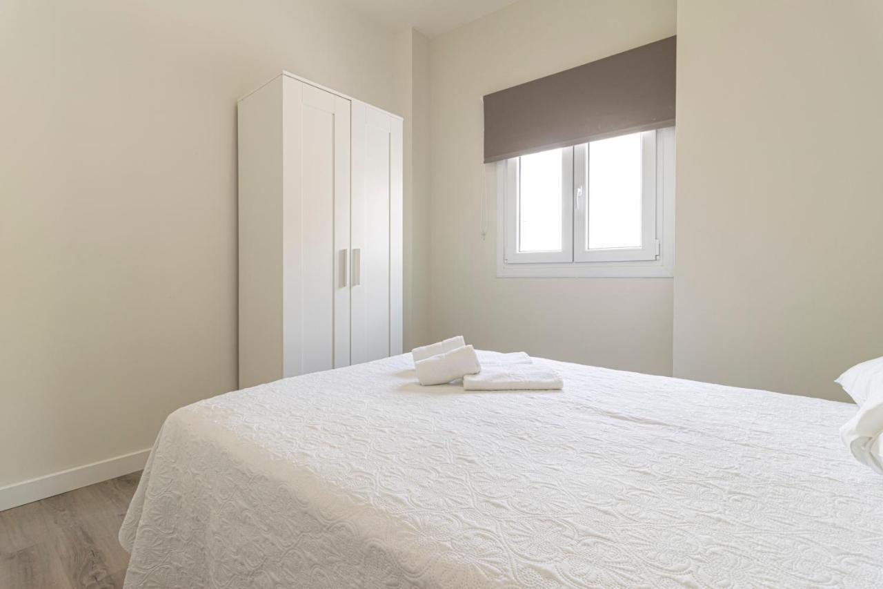 Top & Chic Albarizuela Suites - Apartamentos Jerez เฮเรซ เด ลาฟรอนเตรา ภายนอก รูปภาพ