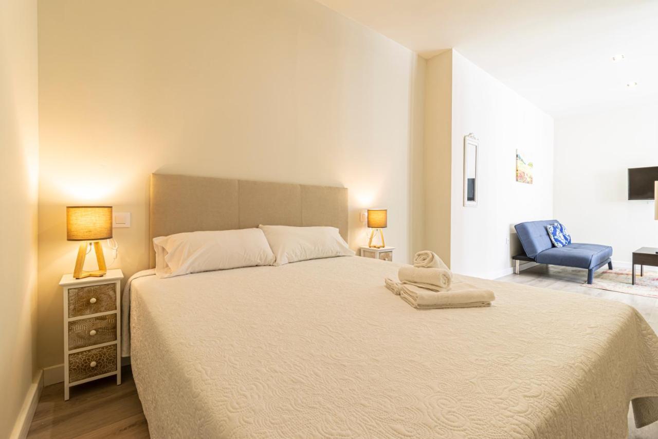 Top & Chic Albarizuela Suites - Apartamentos Jerez เฮเรซ เด ลาฟรอนเตรา ภายนอก รูปภาพ
