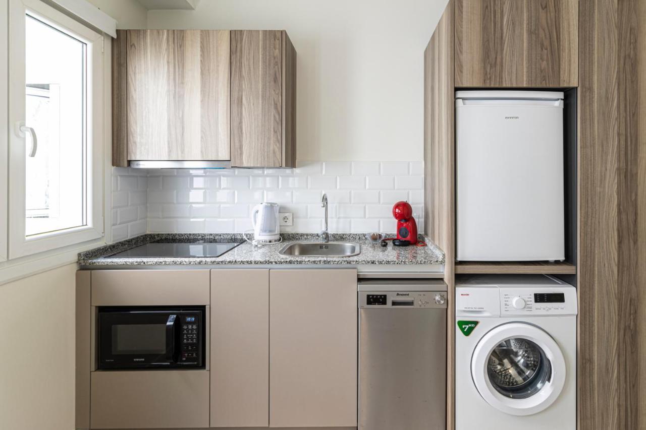 Top & Chic Albarizuela Suites - Apartamentos Jerez เฮเรซ เด ลาฟรอนเตรา ภายนอก รูปภาพ