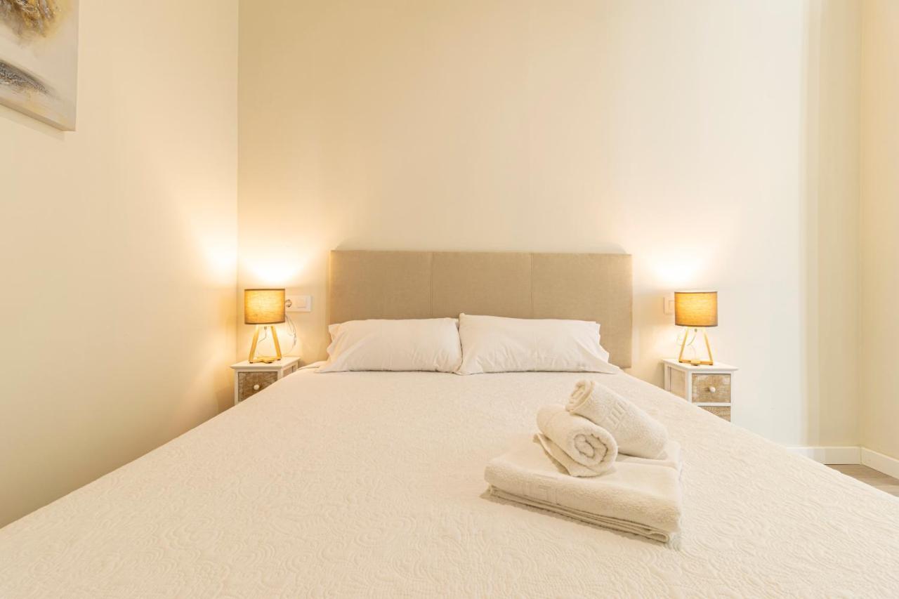 Top & Chic Albarizuela Suites - Apartamentos Jerez เฮเรซ เด ลาฟรอนเตรา ภายนอก รูปภาพ