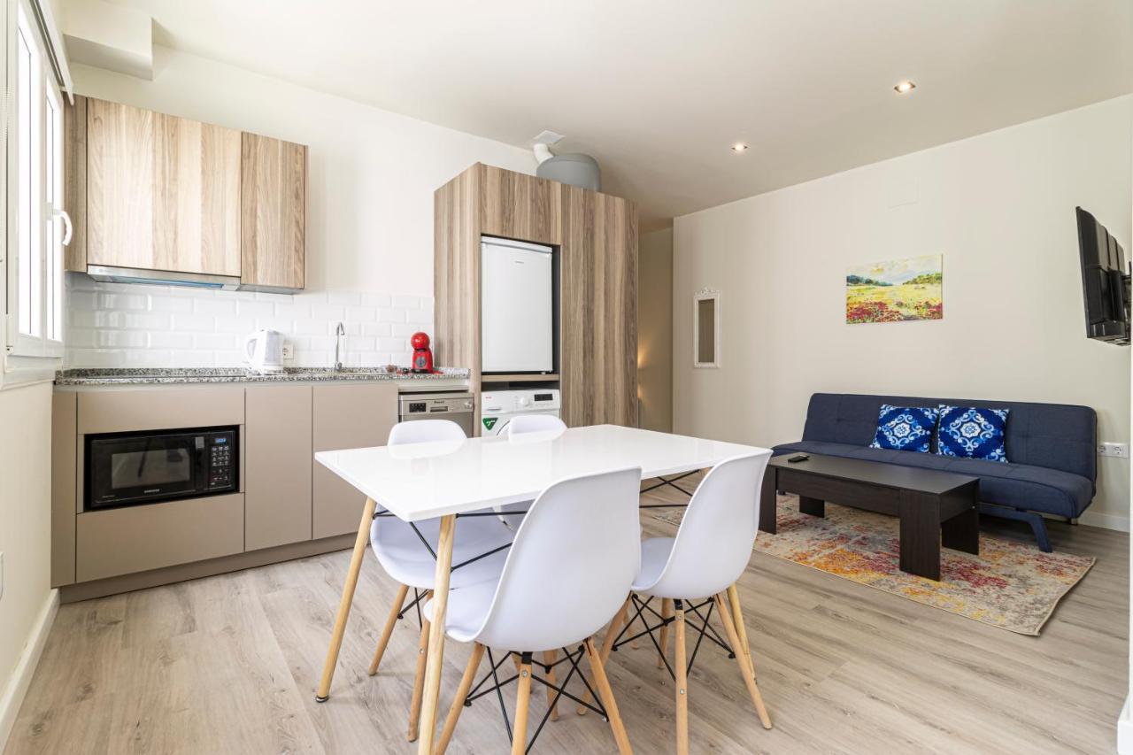 Top & Chic Albarizuela Suites - Apartamentos Jerez เฮเรซ เด ลาฟรอนเตรา ภายนอก รูปภาพ