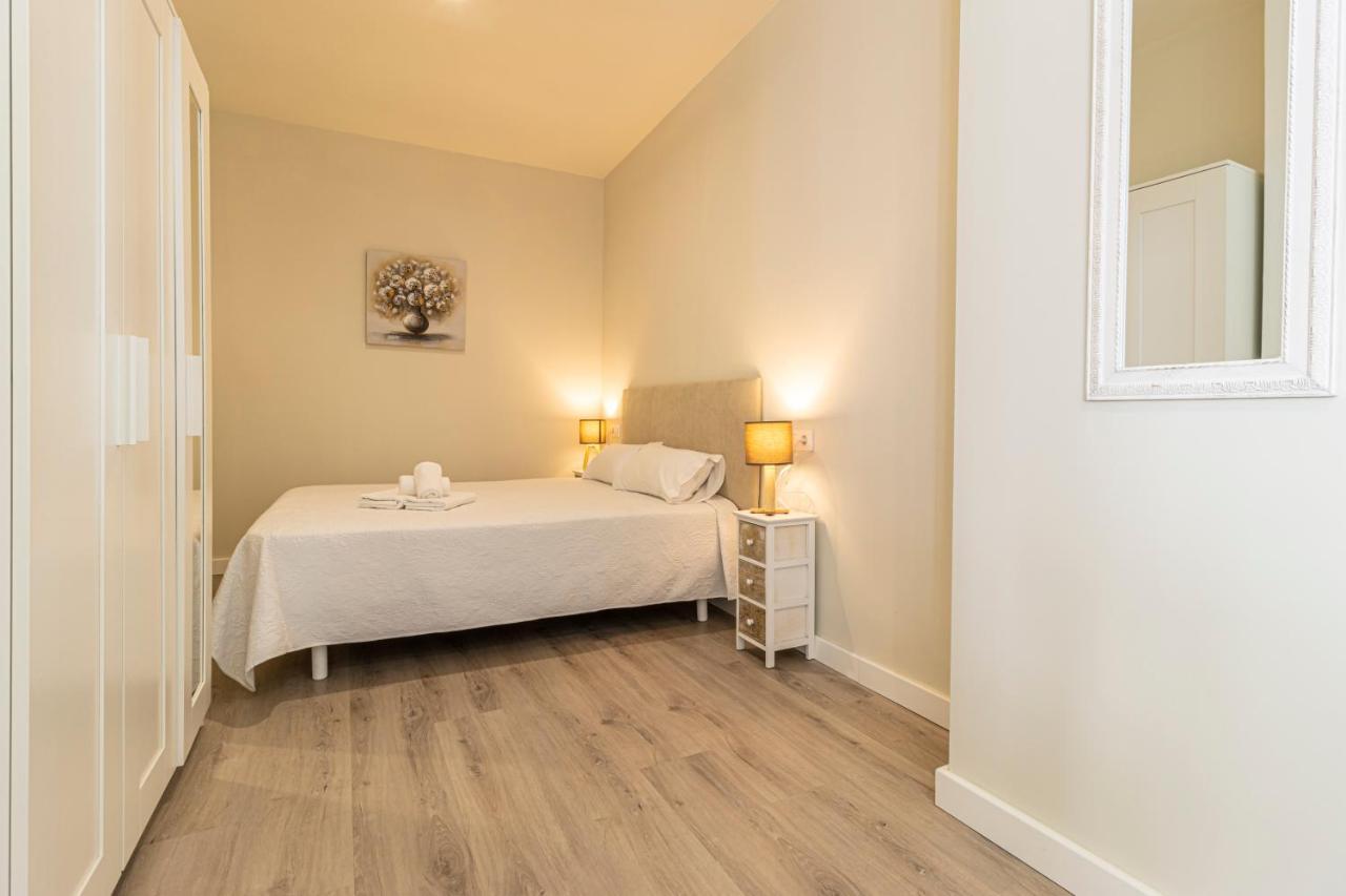 Top & Chic Albarizuela Suites - Apartamentos Jerez เฮเรซ เด ลาฟรอนเตรา ภายนอก รูปภาพ