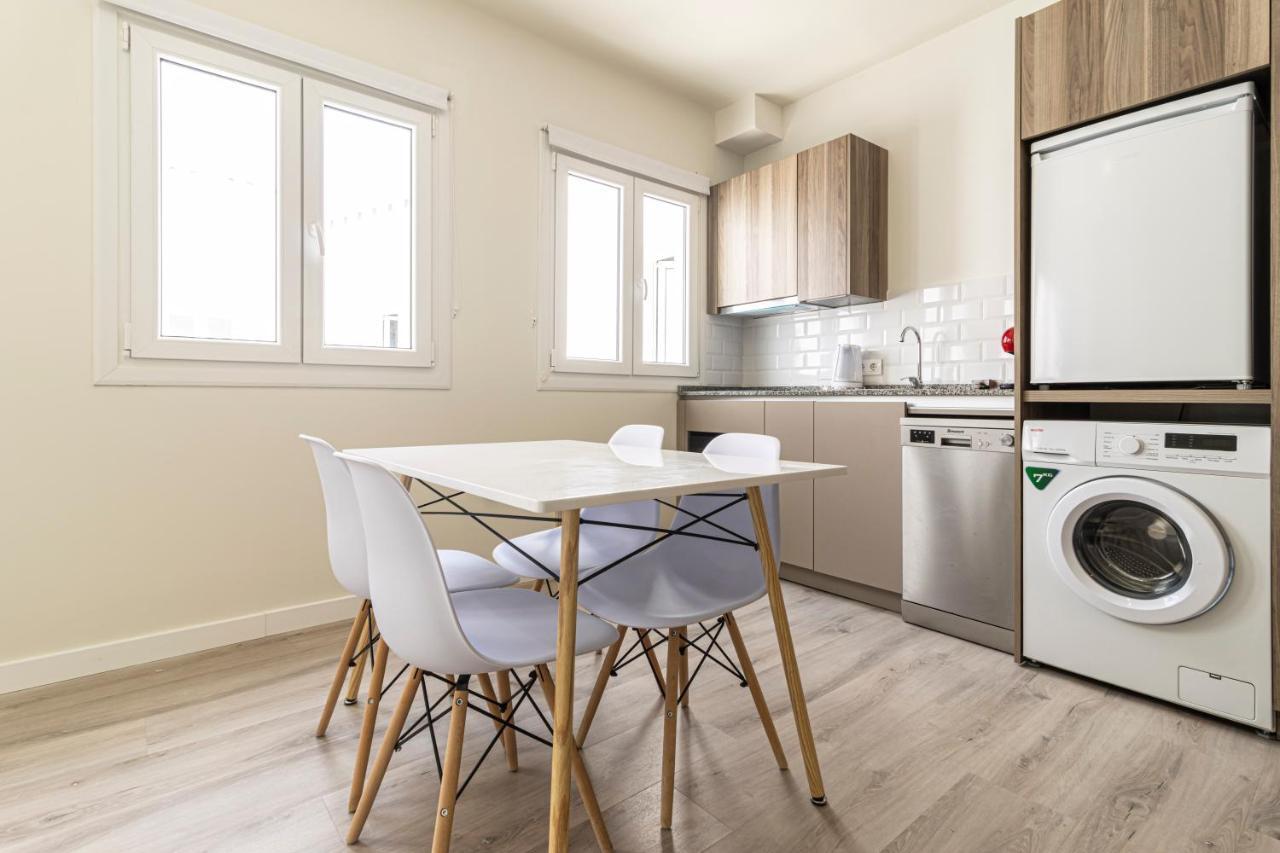 Top & Chic Albarizuela Suites - Apartamentos Jerez เฮเรซ เด ลาฟรอนเตรา ภายนอก รูปภาพ