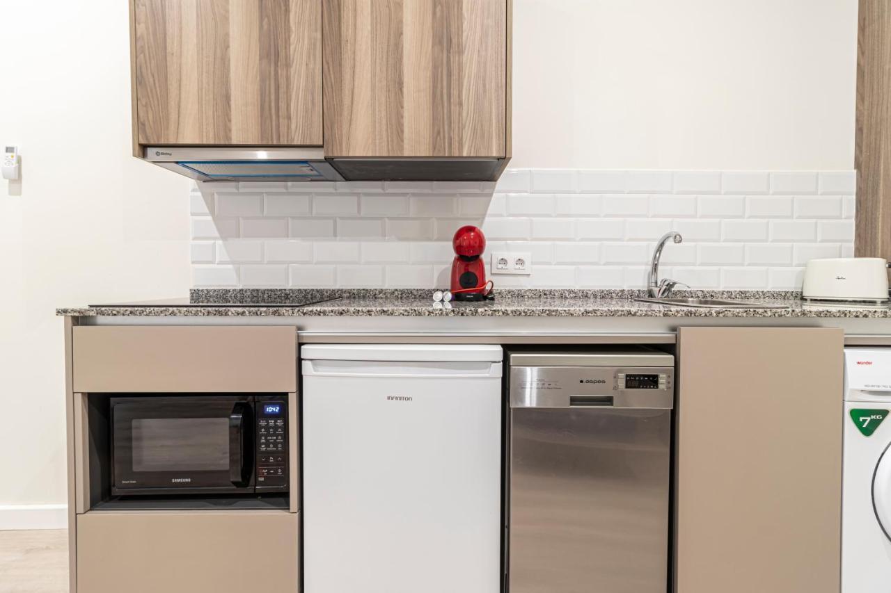 Top & Chic Albarizuela Suites - Apartamentos Jerez เฮเรซ เด ลาฟรอนเตรา ภายนอก รูปภาพ