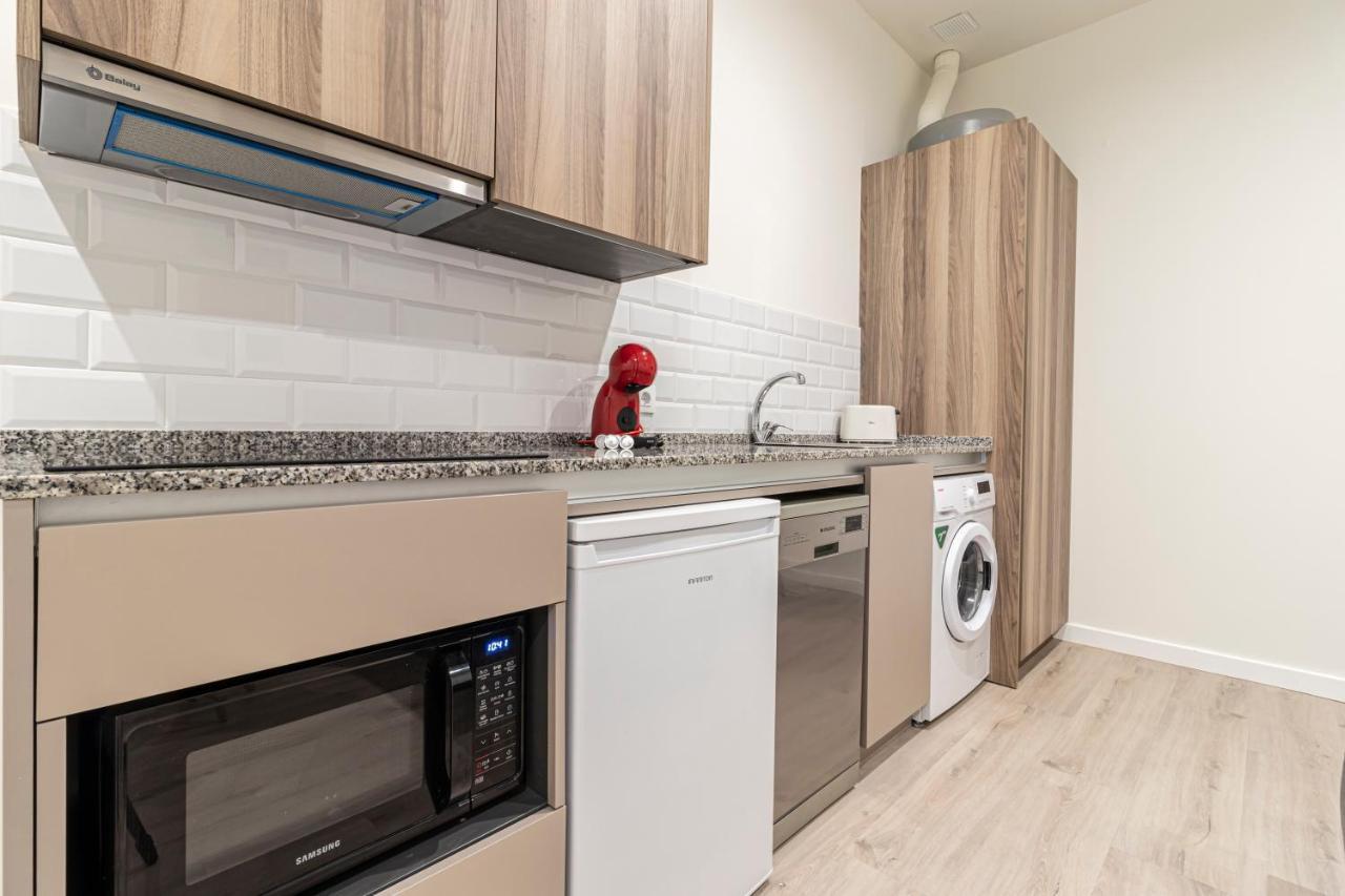 Top & Chic Albarizuela Suites - Apartamentos Jerez เฮเรซ เด ลาฟรอนเตรา ภายนอก รูปภาพ