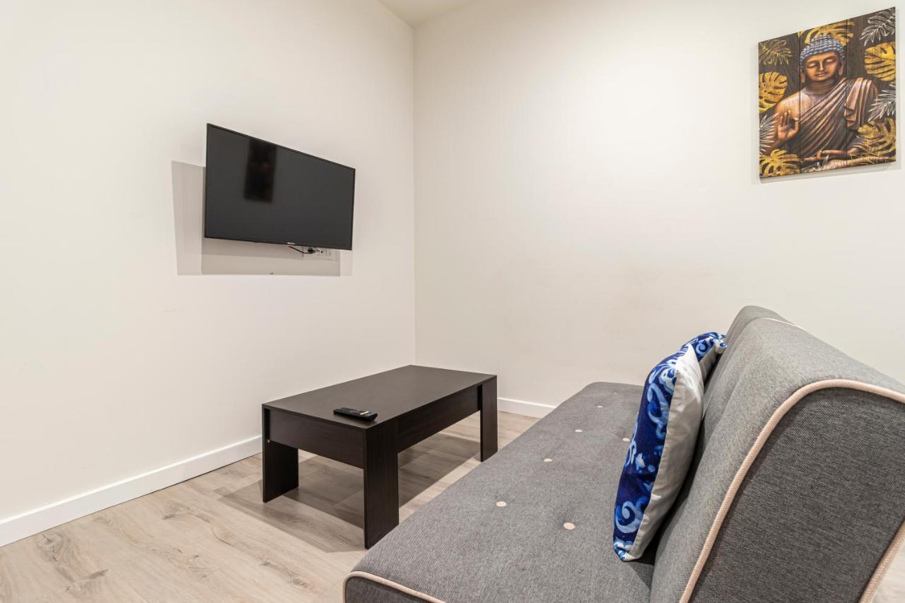 Top & Chic Albarizuela Suites - Apartamentos Jerez เฮเรซ เด ลาฟรอนเตรา ภายนอก รูปภาพ